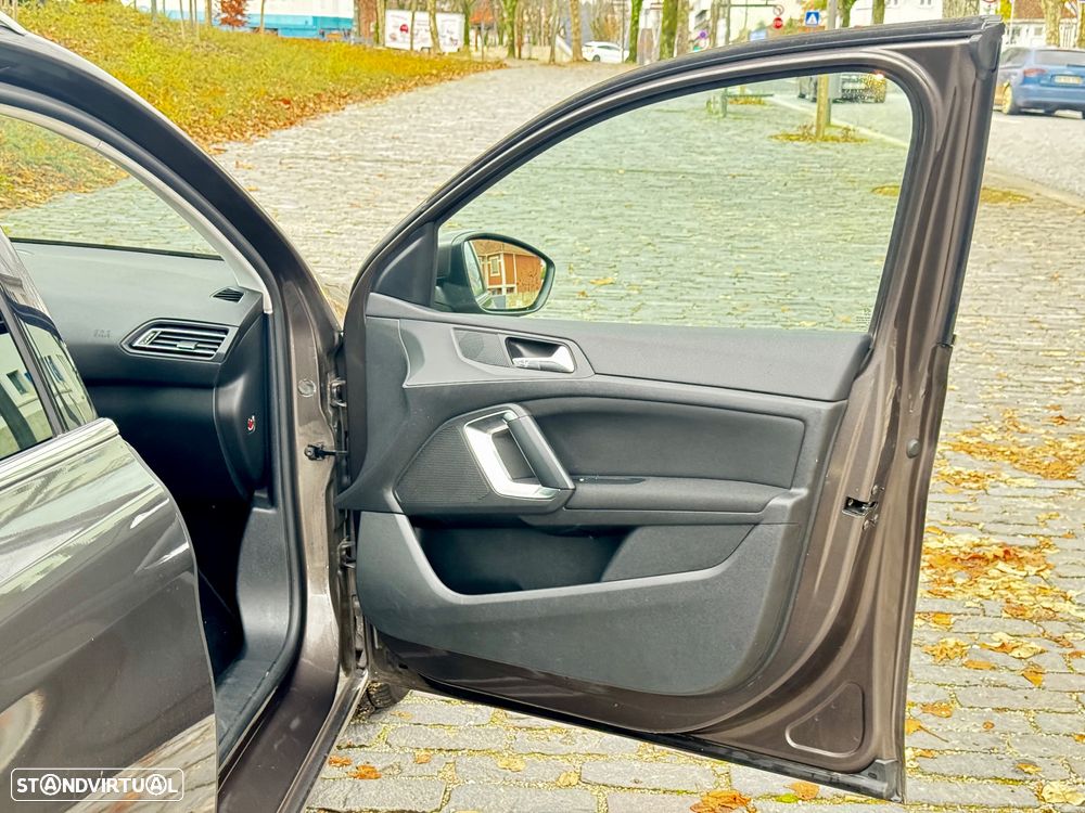 Peugeot 308 SW BlueHDi 120 Stop & Start Allure - 17