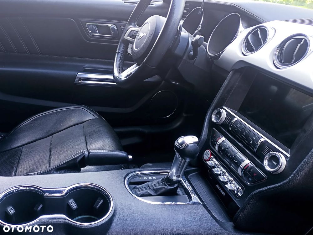Ford Mustang 2.3 EcoBoost - 14