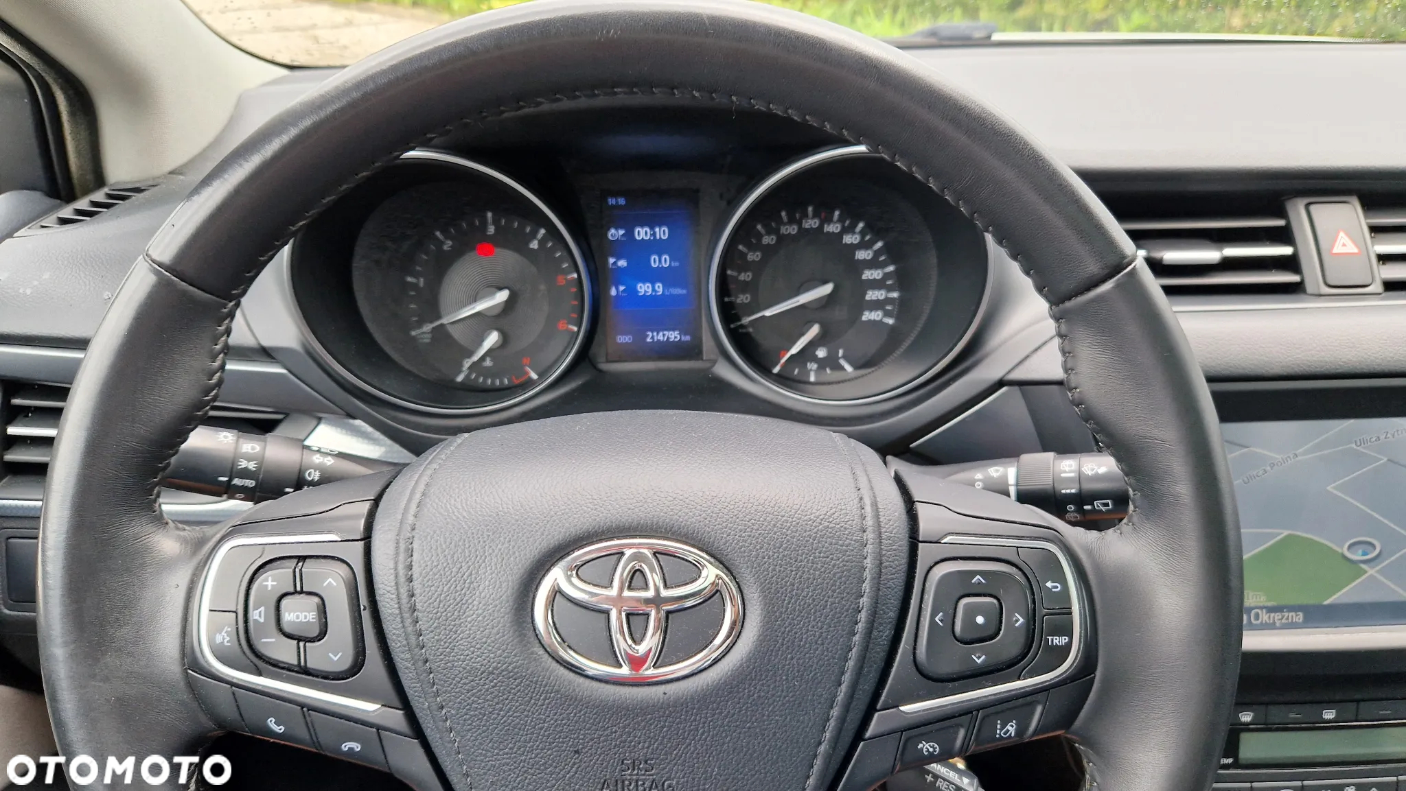 Toyota Avensis 2.0 D-4D Premium - 15