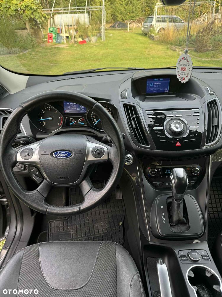 Ford Kuga 2.0 TDCi 4x4 Titanium - 12