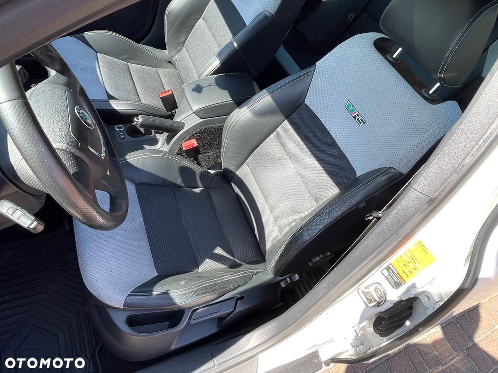 Skoda Octavia 2.0 TDI DPF RS - 13