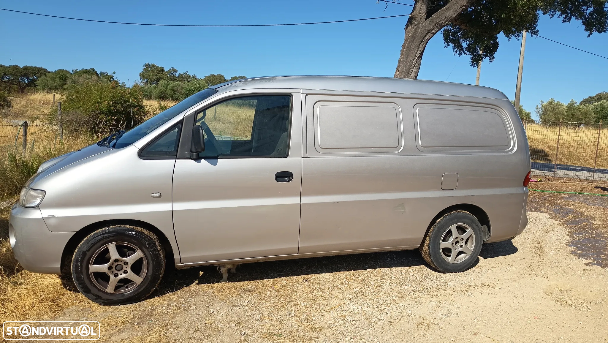 Hyundai H-1 - 6