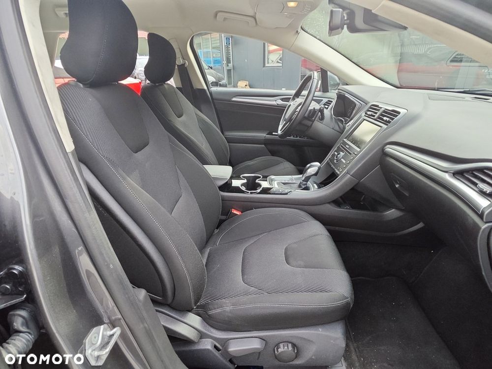 Ford Mondeo 2.0 TDCi Titanium PowerShift - 8