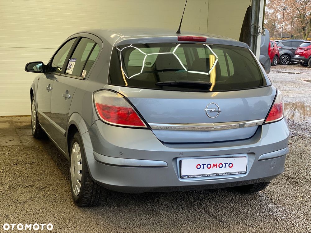Opel Astra 1.8 Enjoy - 15