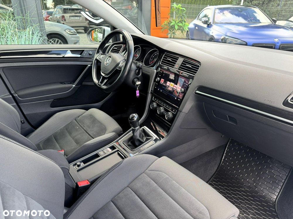 Volkswagen Golf VII 1.6 TDI BMT Highline - 27