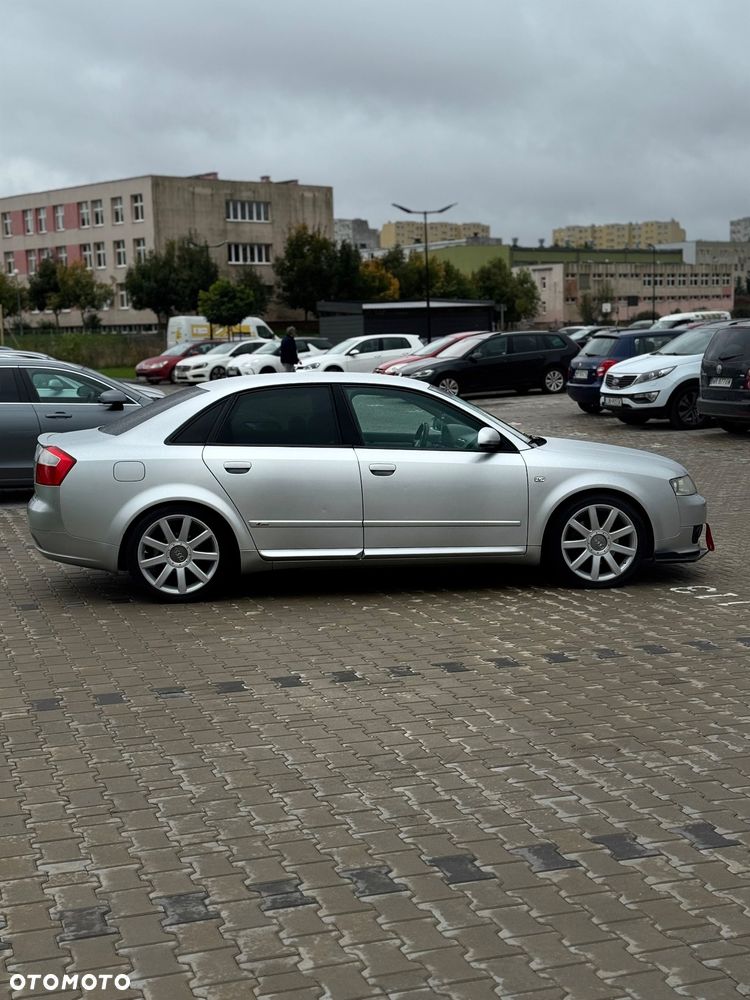 Audi A4 - 8