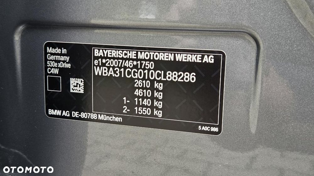 BMW Seria 5 530e xDrive M Sport sport - 36