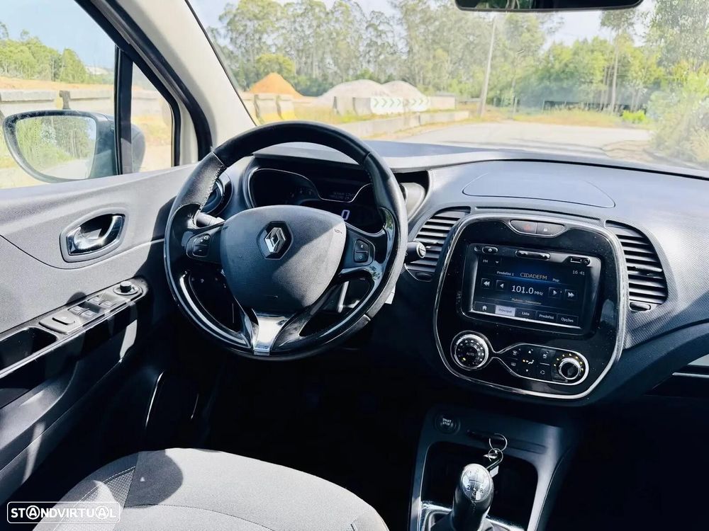 Renault Captur 1.5 dCi Exclusive - 13