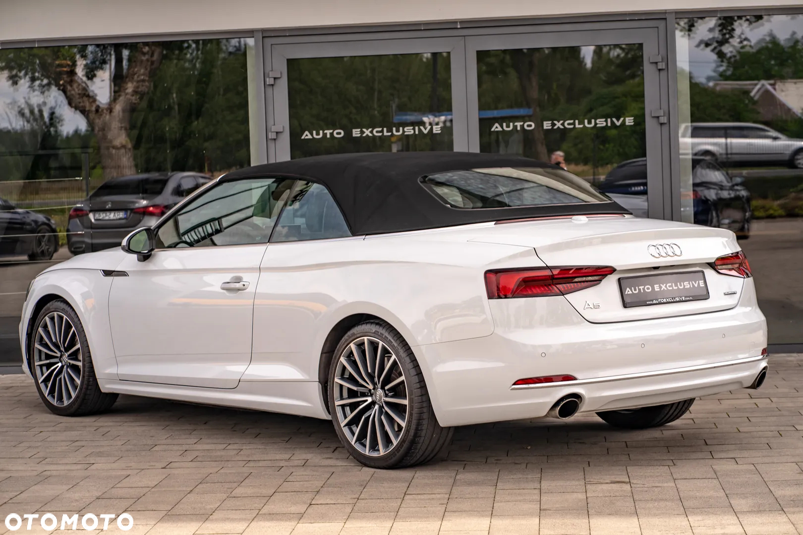 Audi A5 Cabrio 2.0 TFSI quattro S tronic design - 24