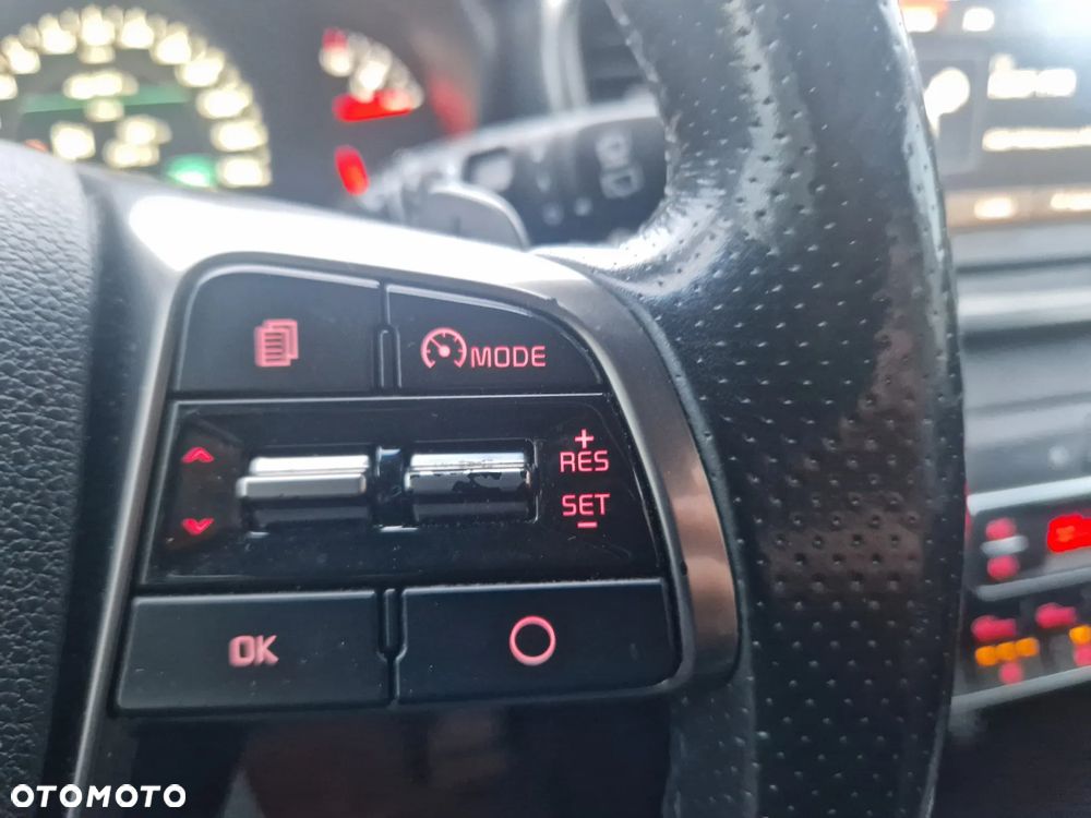 Kia Sorento 2.0 CRDI GT Line - 27