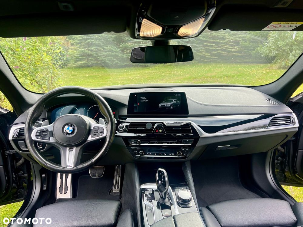 BMW Seria 5 M550d xDrive - 18