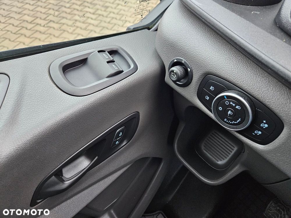 Ford transit L3H2 *79900zł NETTO* Brygadówka 6 osób 2.0TdCi/131KM - 18