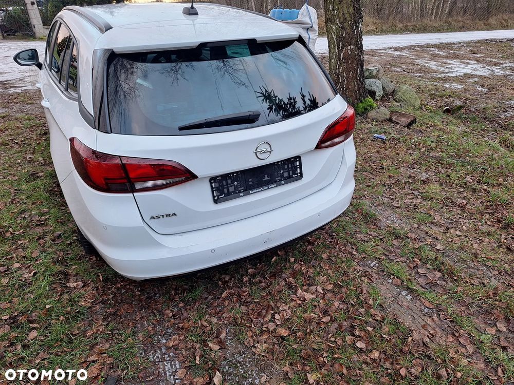 Opel Astra - 2