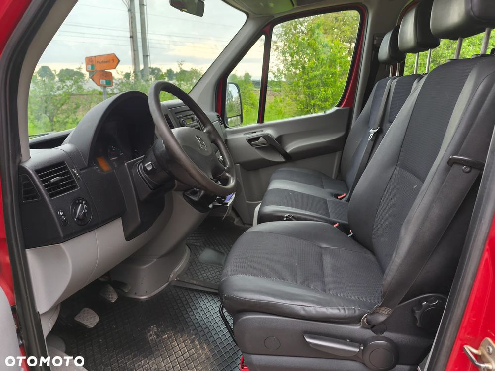 Mercedes-Benz Sprinter - 8
