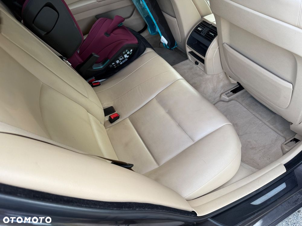 BMW Seria 5 - 10