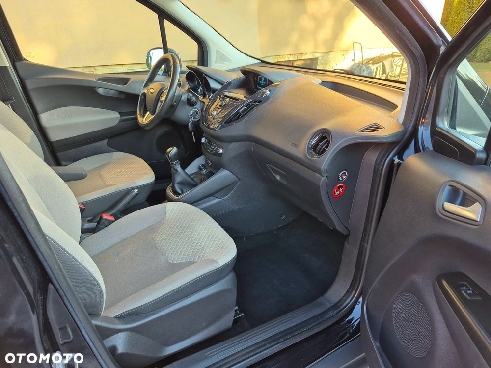 Ford Tourneo Courier 1.0 EcoBoost Ambiente - 11