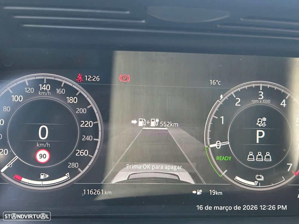 Land Rover Discovery Sport - 32