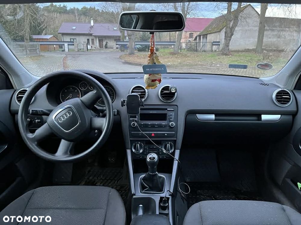 Audi A3 3-drzwiowe 1.9 TDI DPF Ambiente - 6