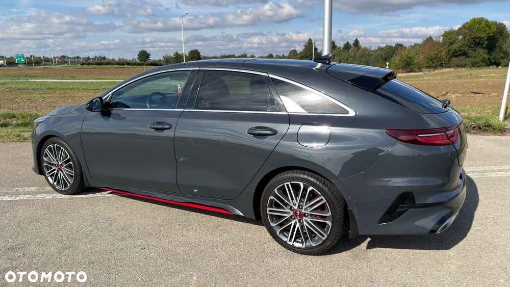 Kia ProCeed 1.6 T-GDI GT DCT - 5