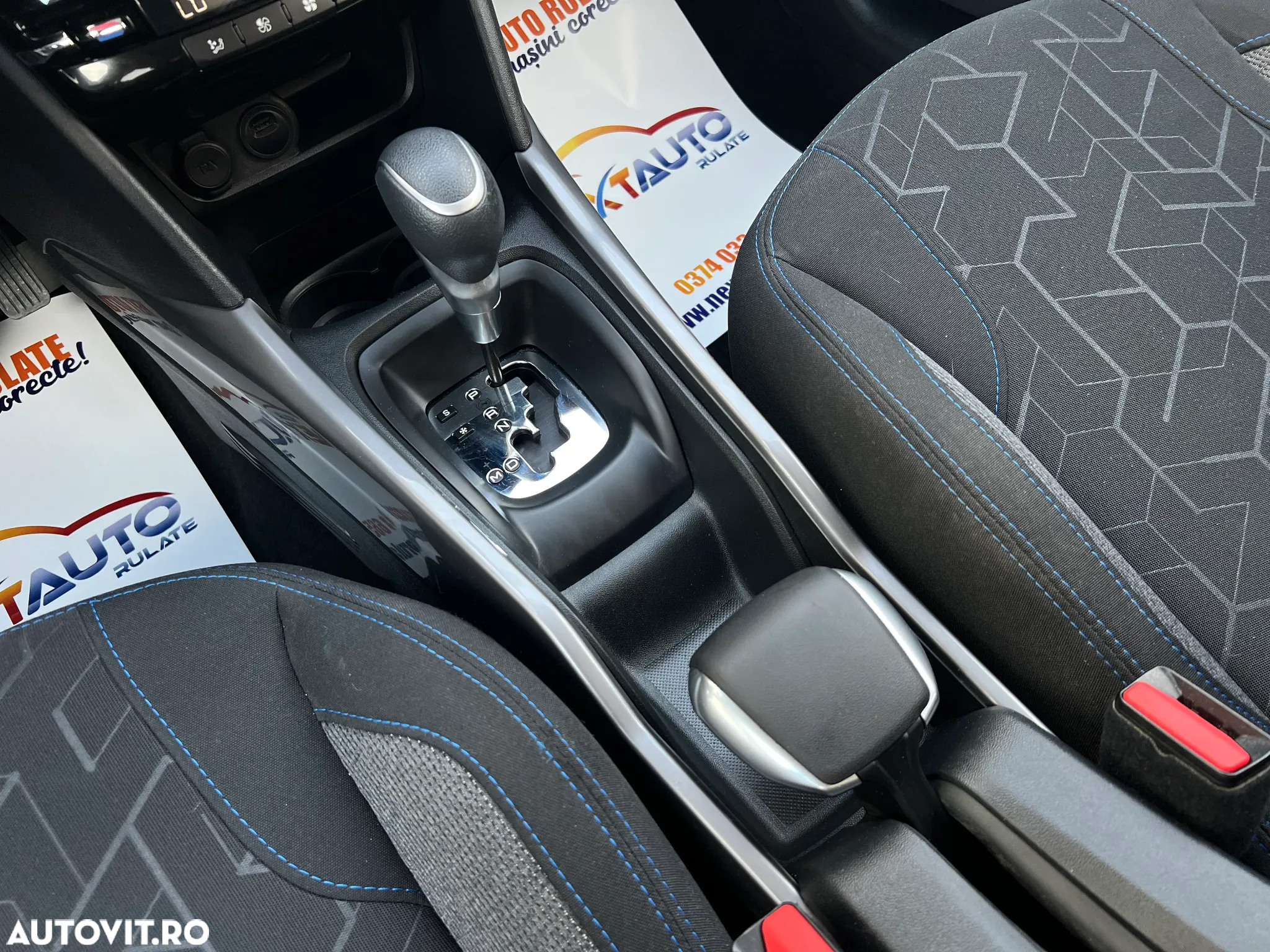 Peugeot 2008 PureTech 110 GPF Stop&Start EAT6 Style - 11