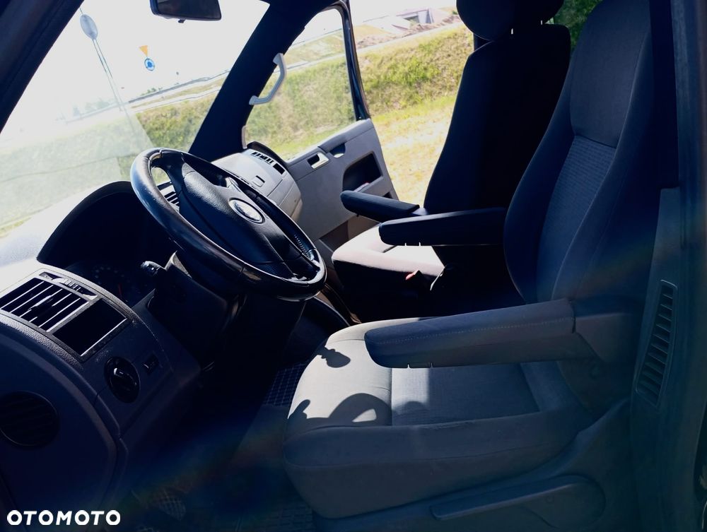 Volkswagen Transporter - 7