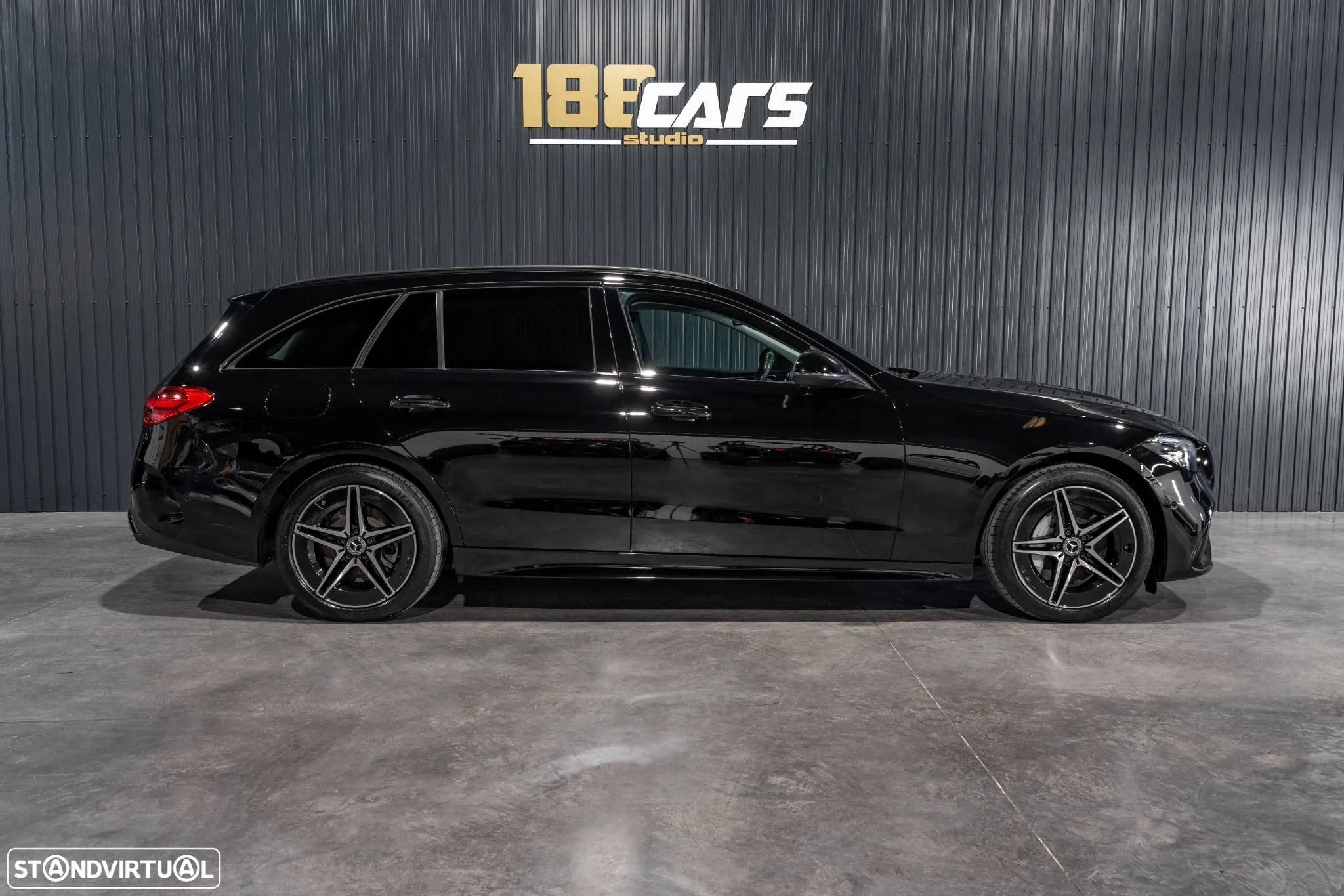 Mercedes-Benz C 300 e AMG Line - 42
