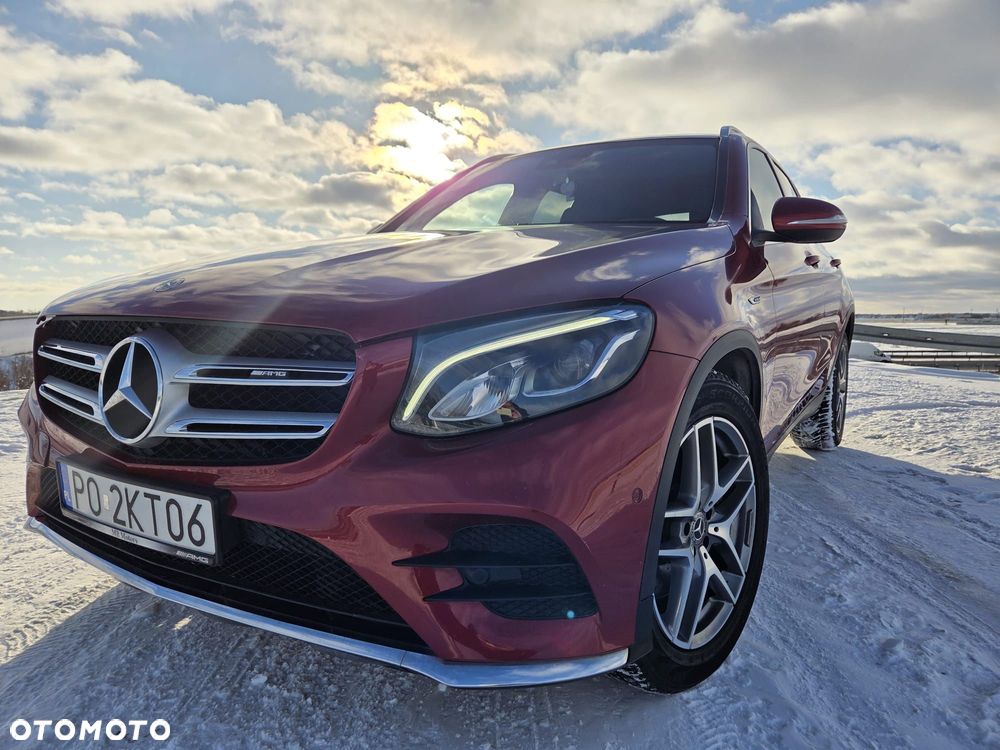Mercedes-Benz GLC - 29