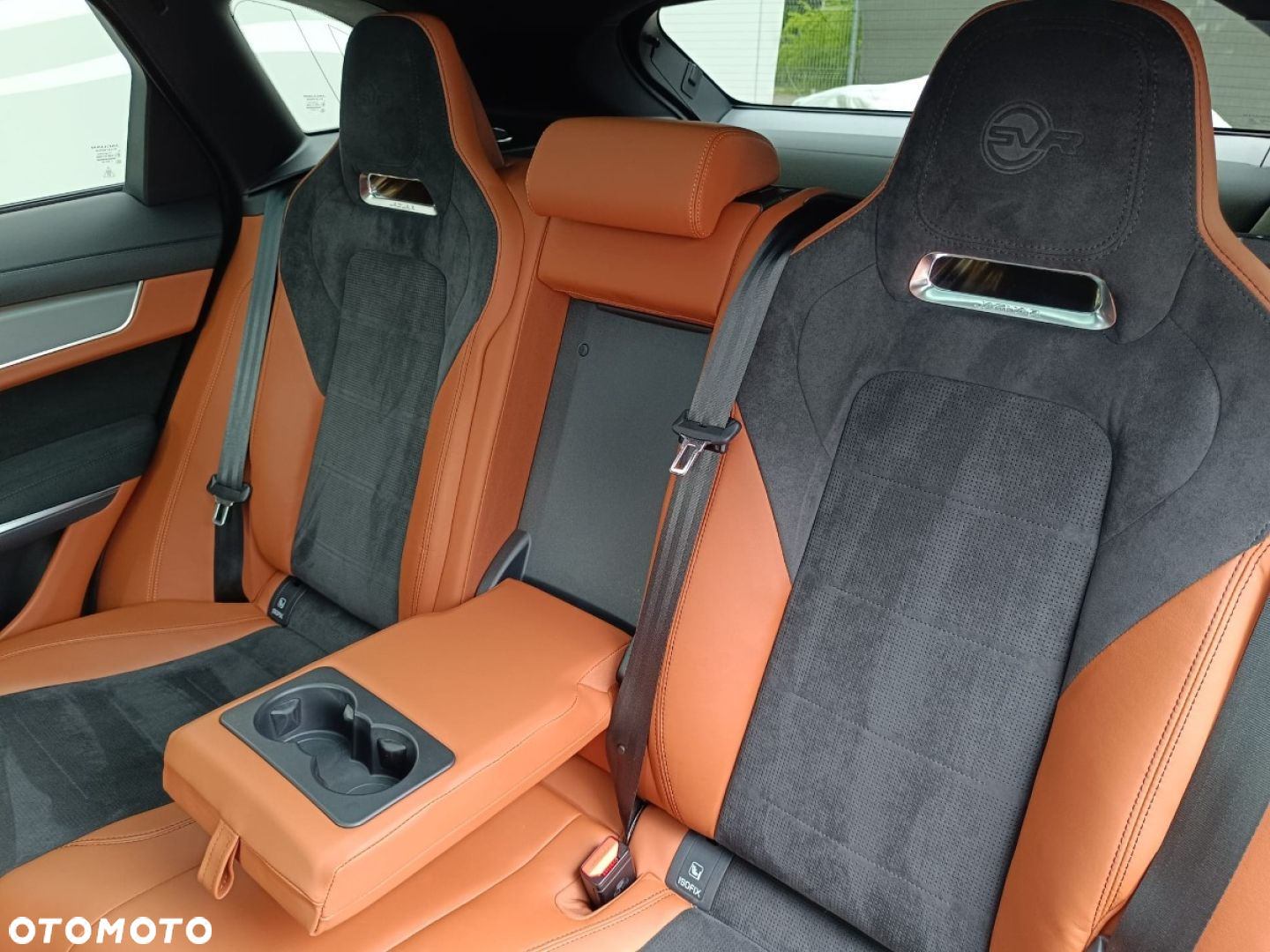 Jaguar F-Pace 5.0 V8 P550 AWD SVR - 9