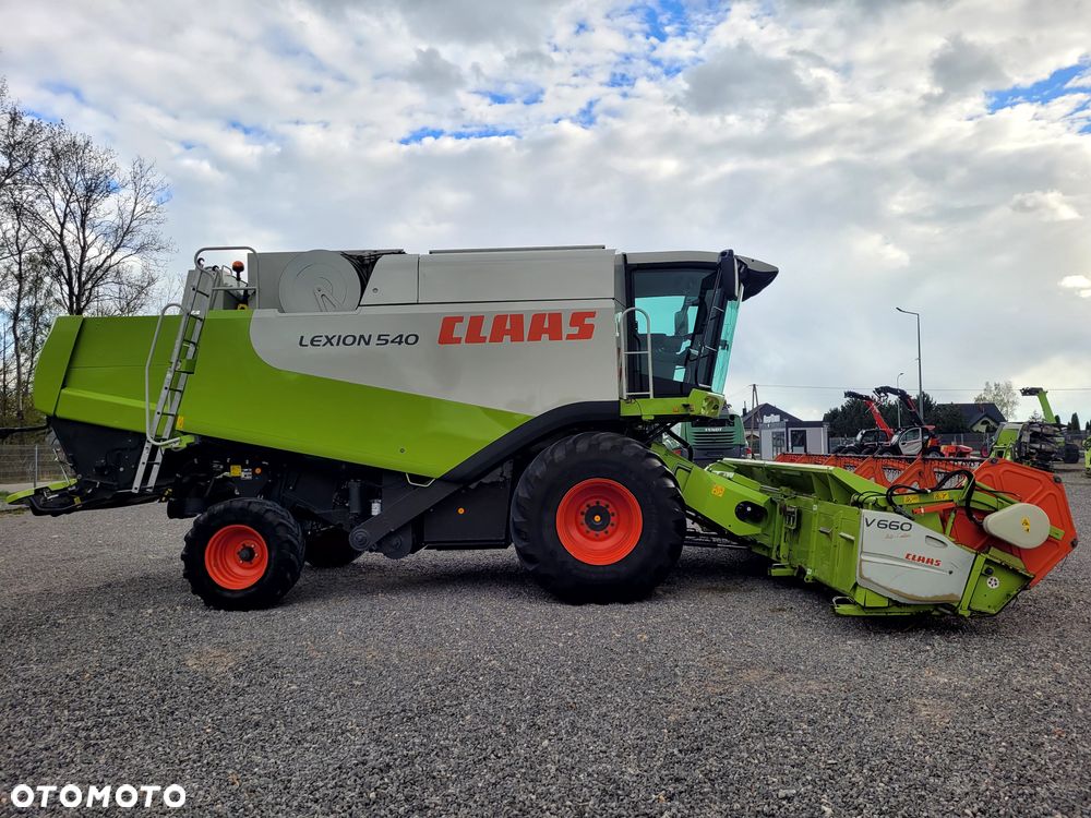 Claas LEXION 540 heder Vario V660 - 9