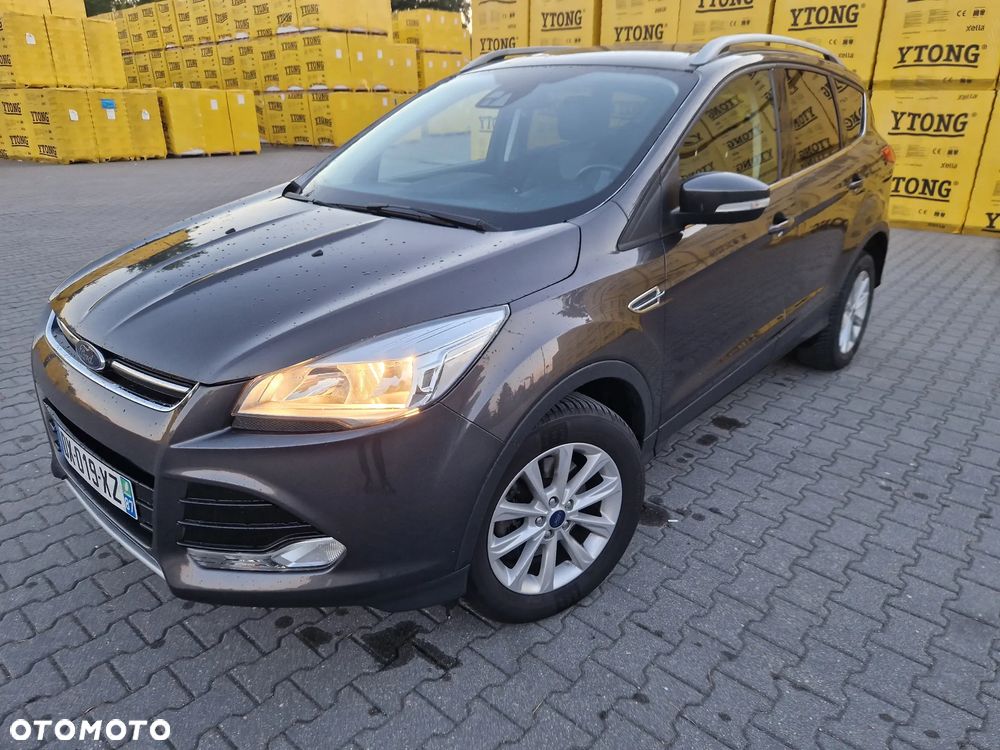 Ford Kuga 2.0 TDCi 2x4 Titanium - 11