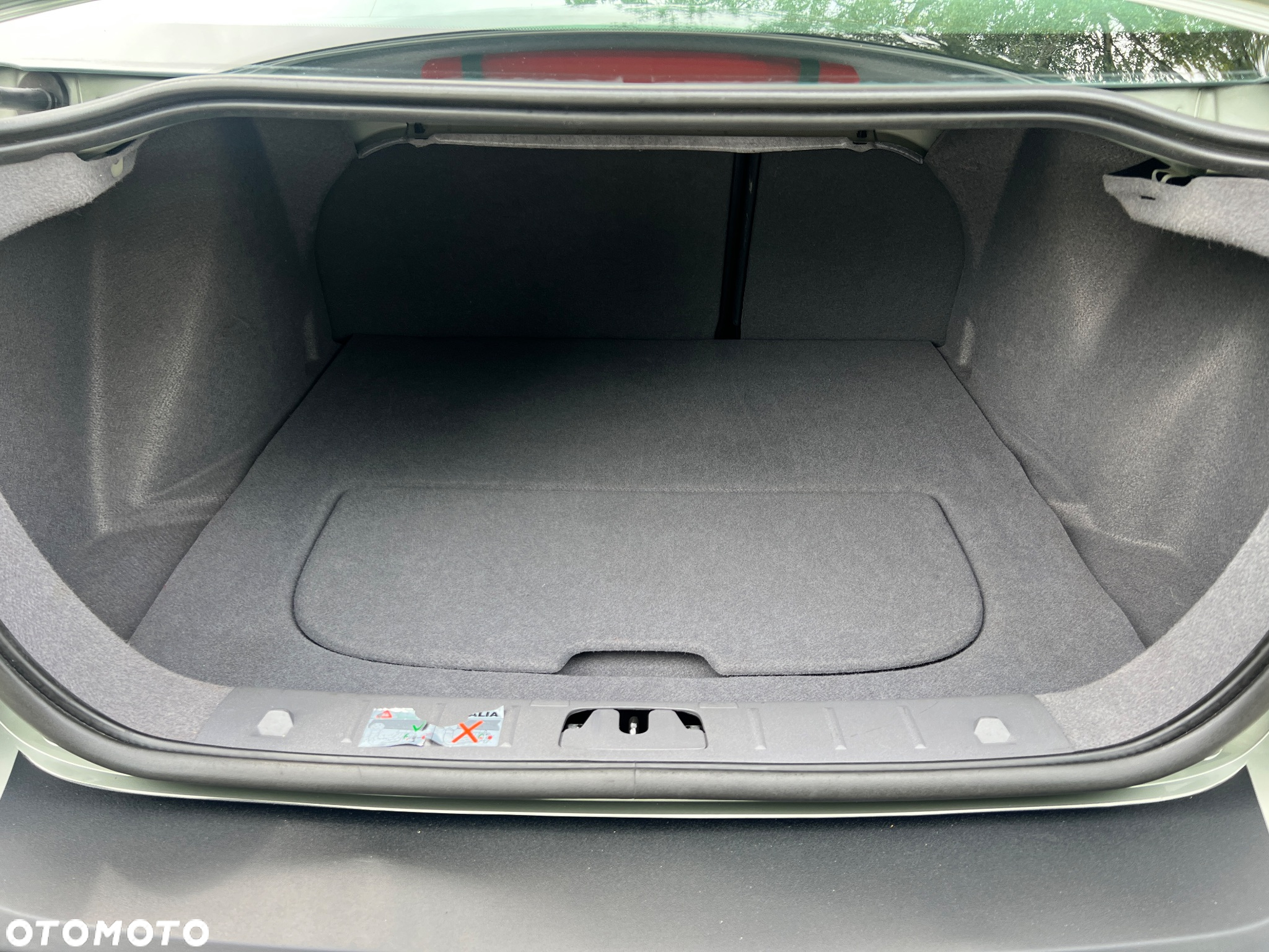 Volvo S40 1.8 - 12
