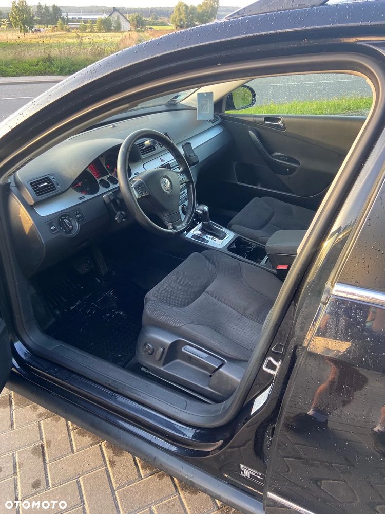 Volkswagen Passat 2.0 TDI Comfortline DSG - 5