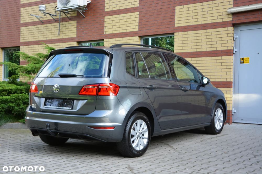 Volkswagen Golf Sportsvan - 32