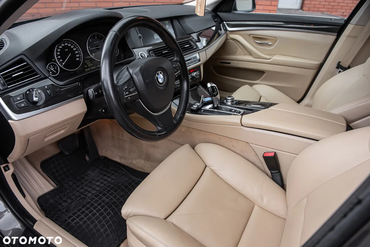 BMW Seria 5 520d Luxury Line - 15
