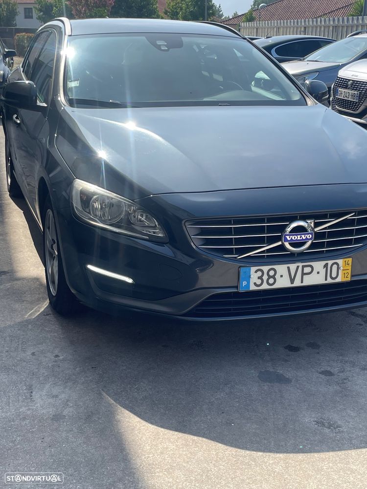 Volvo V60 D2 Kinetic - 2