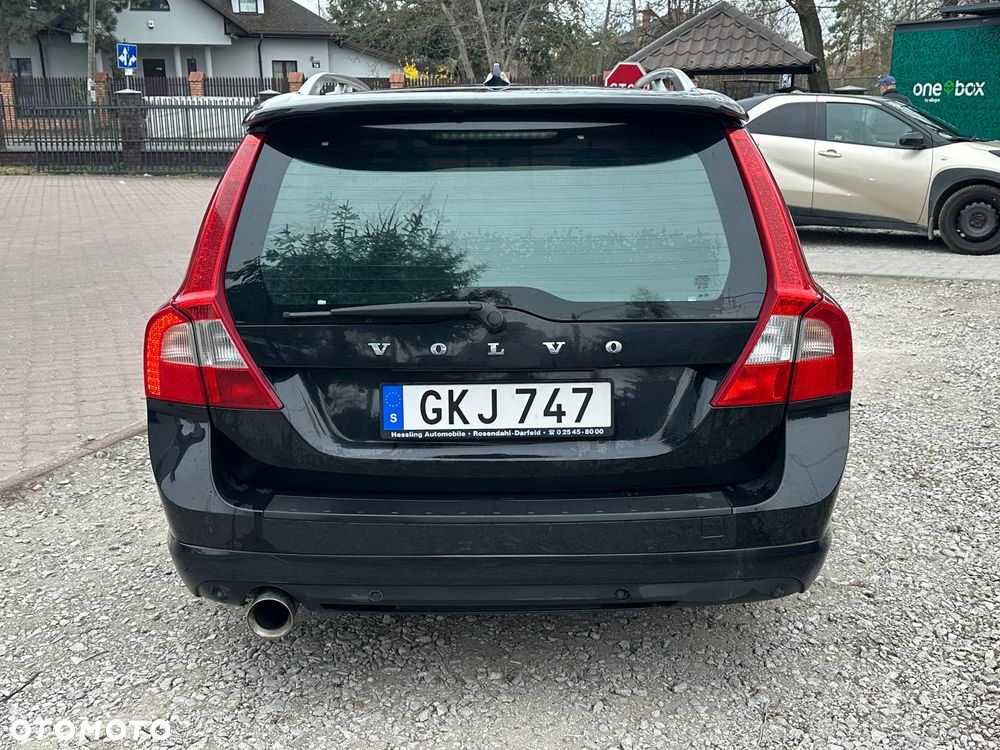 Volvo V70 D5 Ocean Race - 5