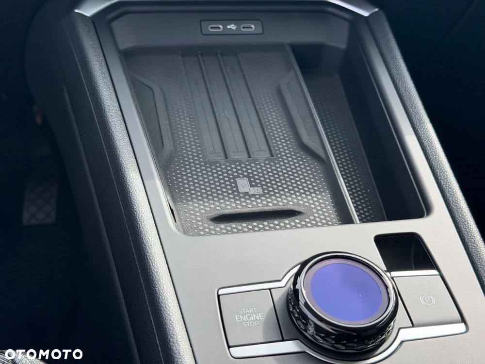 Volkswagen T-Roc 1.5 eTSI Life DSG - 12