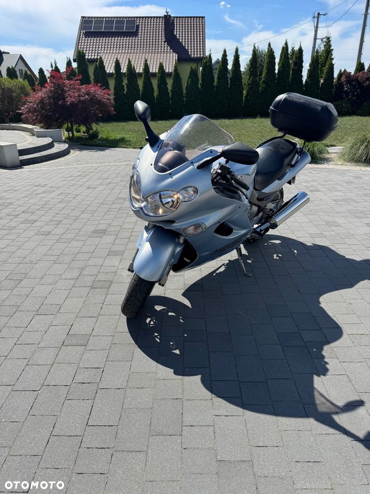 Kawasaki ZZR - 8
