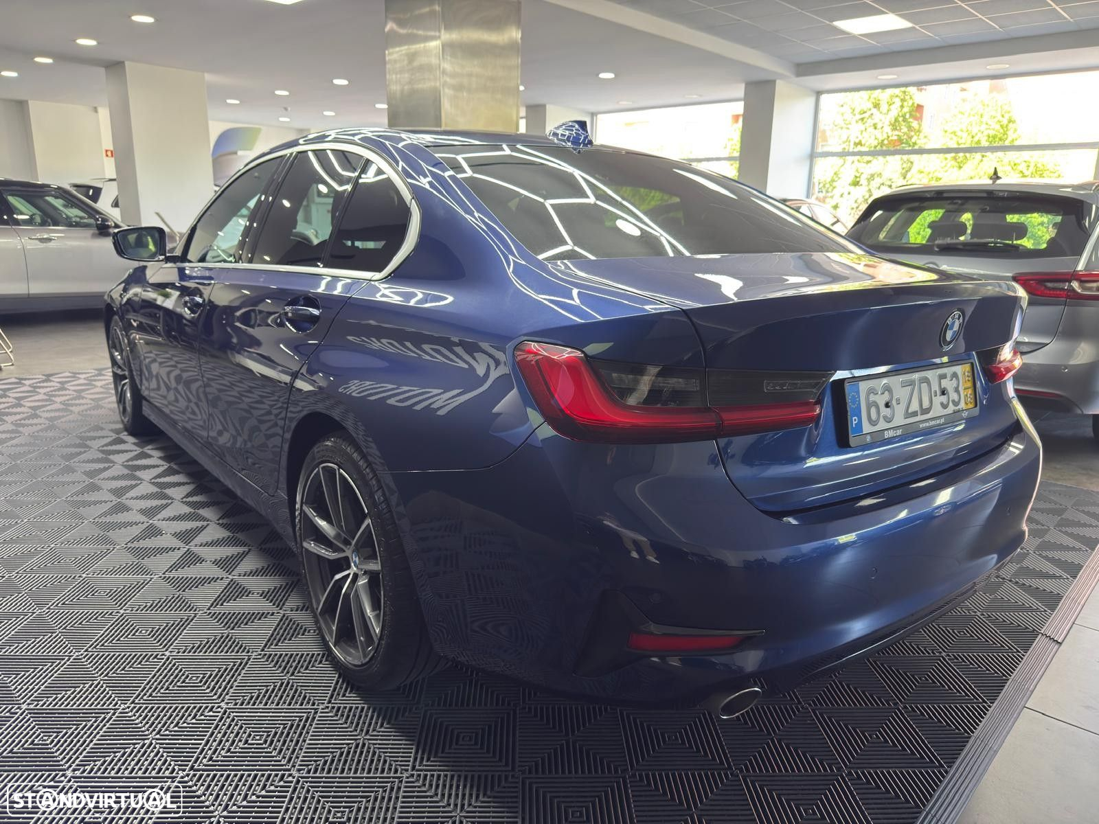 BMW 318 d Line Sport Shadow - 16