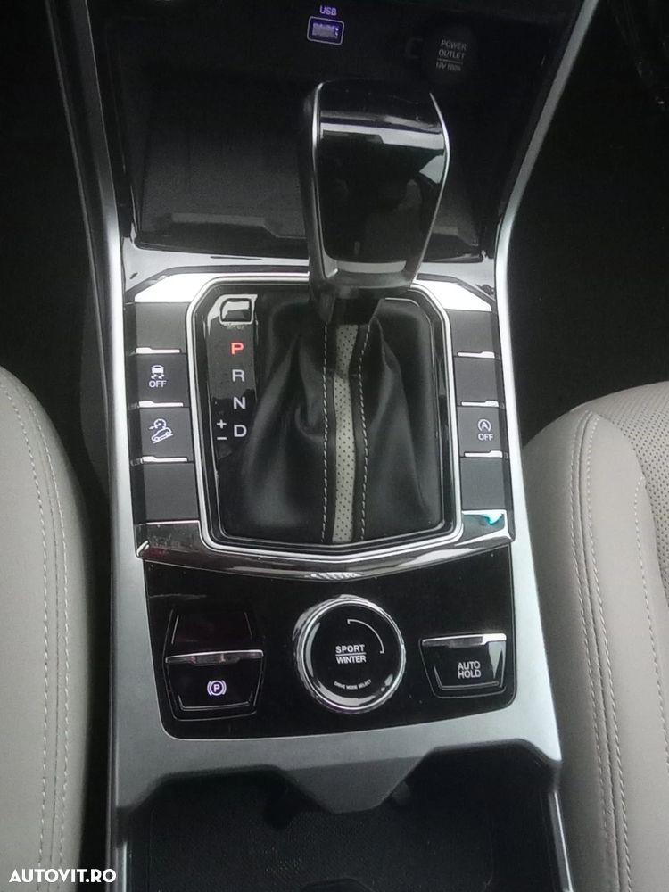 SsangYong Korando 1.5 GDI Turbo AT Premium - 10