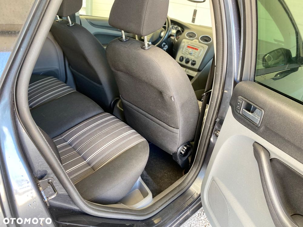 Ford Focus 1.6 Amber X - 15
