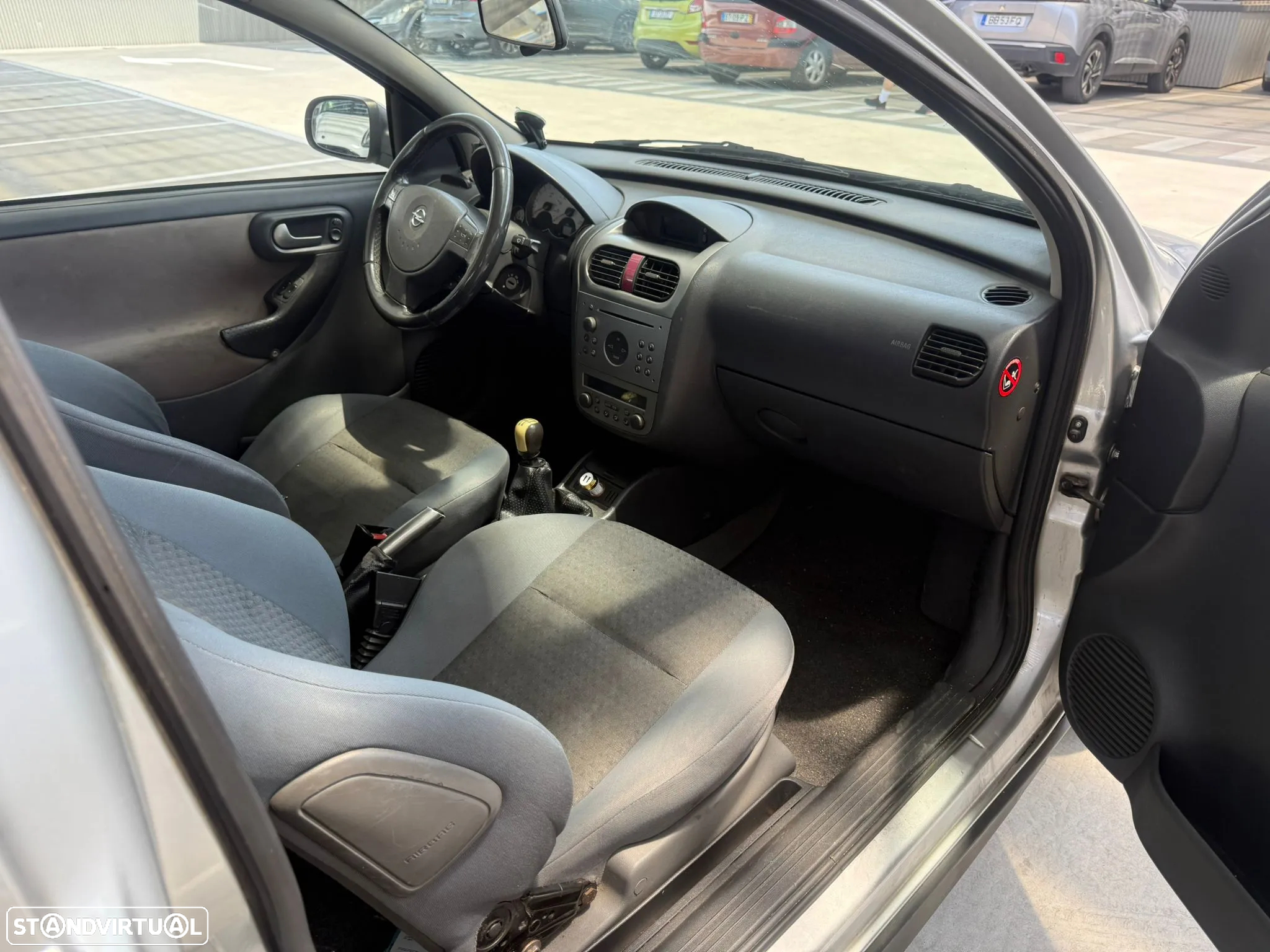 Opel Corsa 1.2 16V Confort - 6