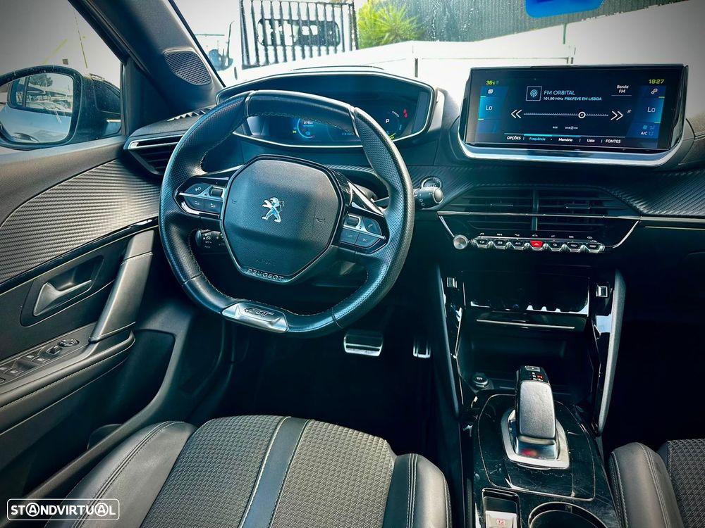 Peugeot e-208 50 kWh GT Line - 10
