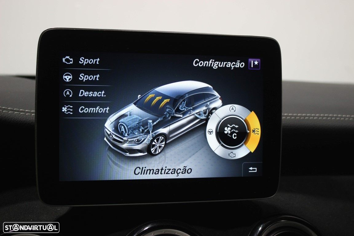Mercedes-Benz CLA 220 - 40