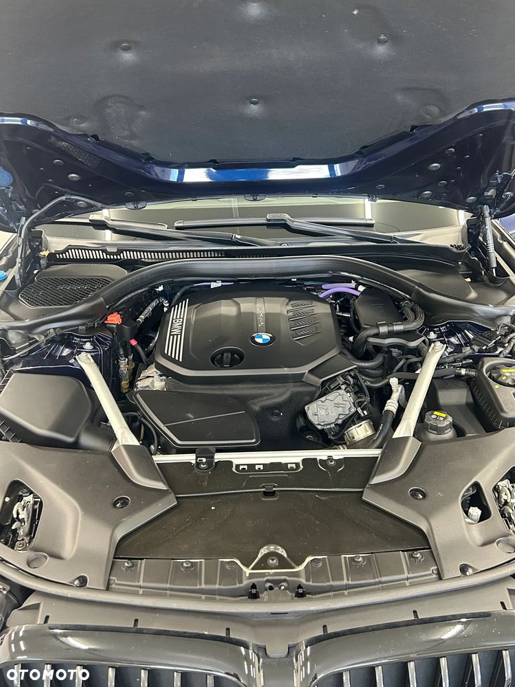 BMW Seria 5 520d M Sport - 15