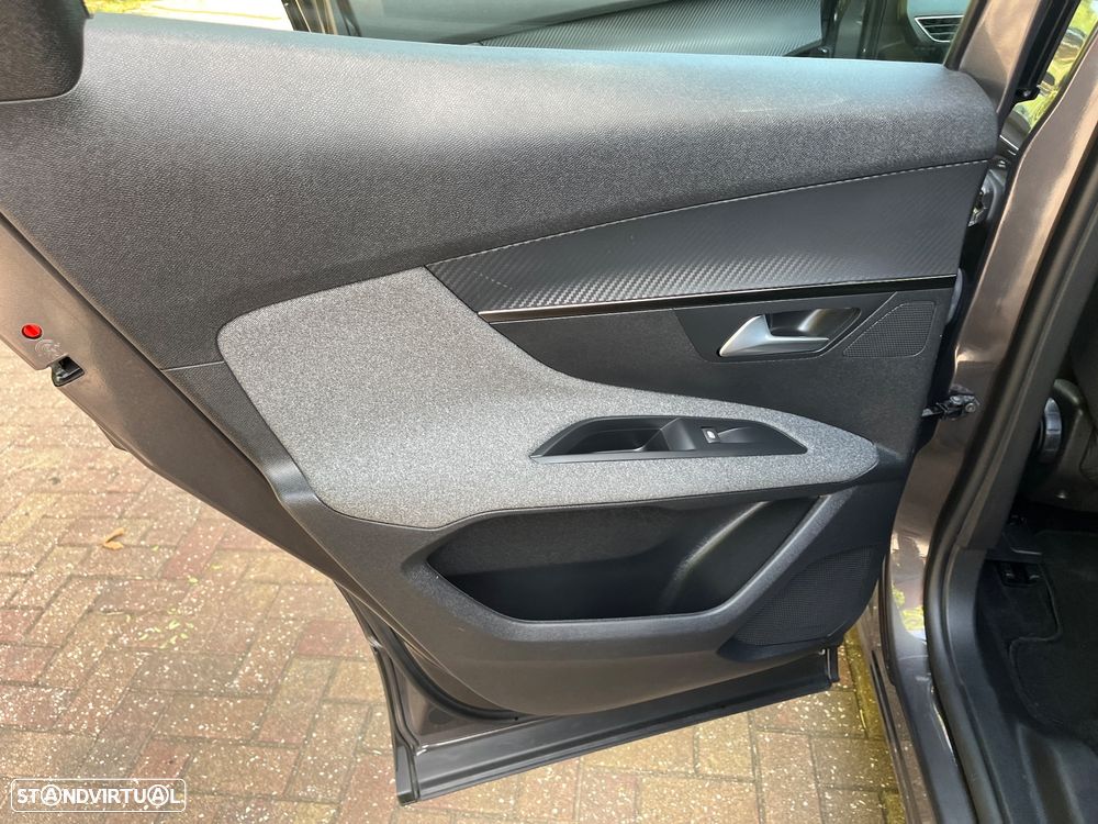 Peugeot 3008 1.6 Hybrid Active Pack e-EAT8 - 24