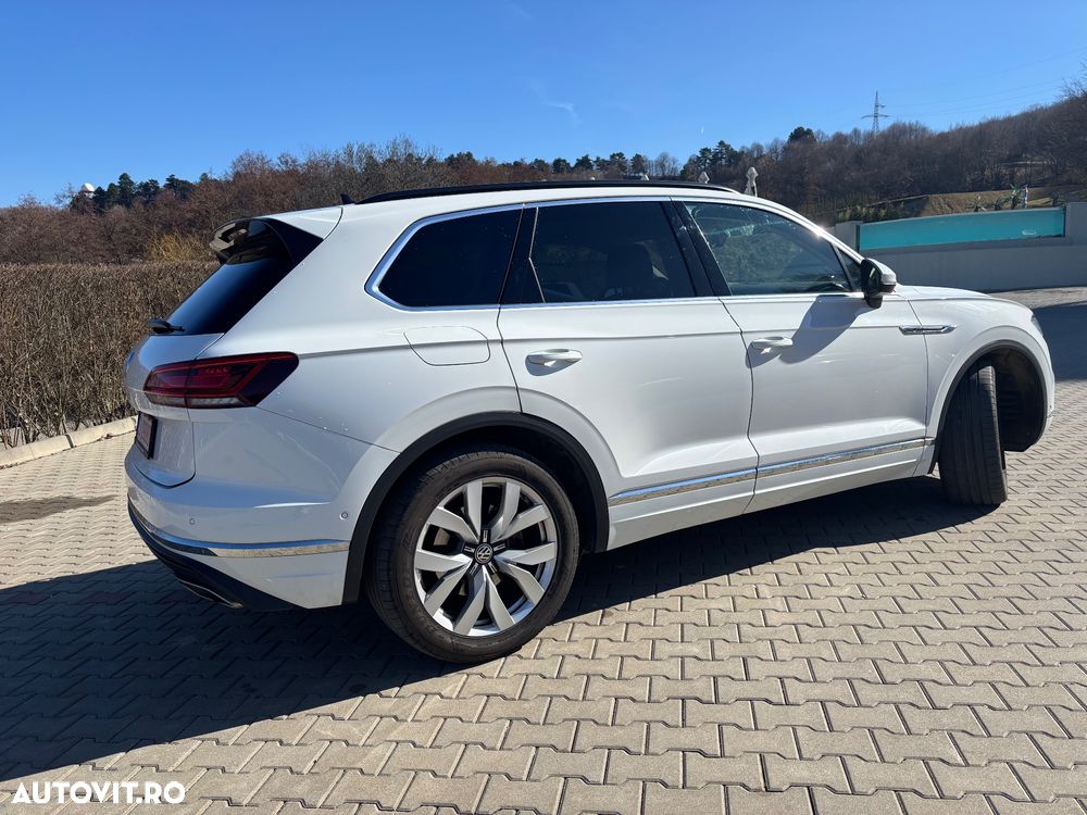Volkswagen Touareg 3.0 V6 TDI 4Motion DPF Automatik Elegance - 8
