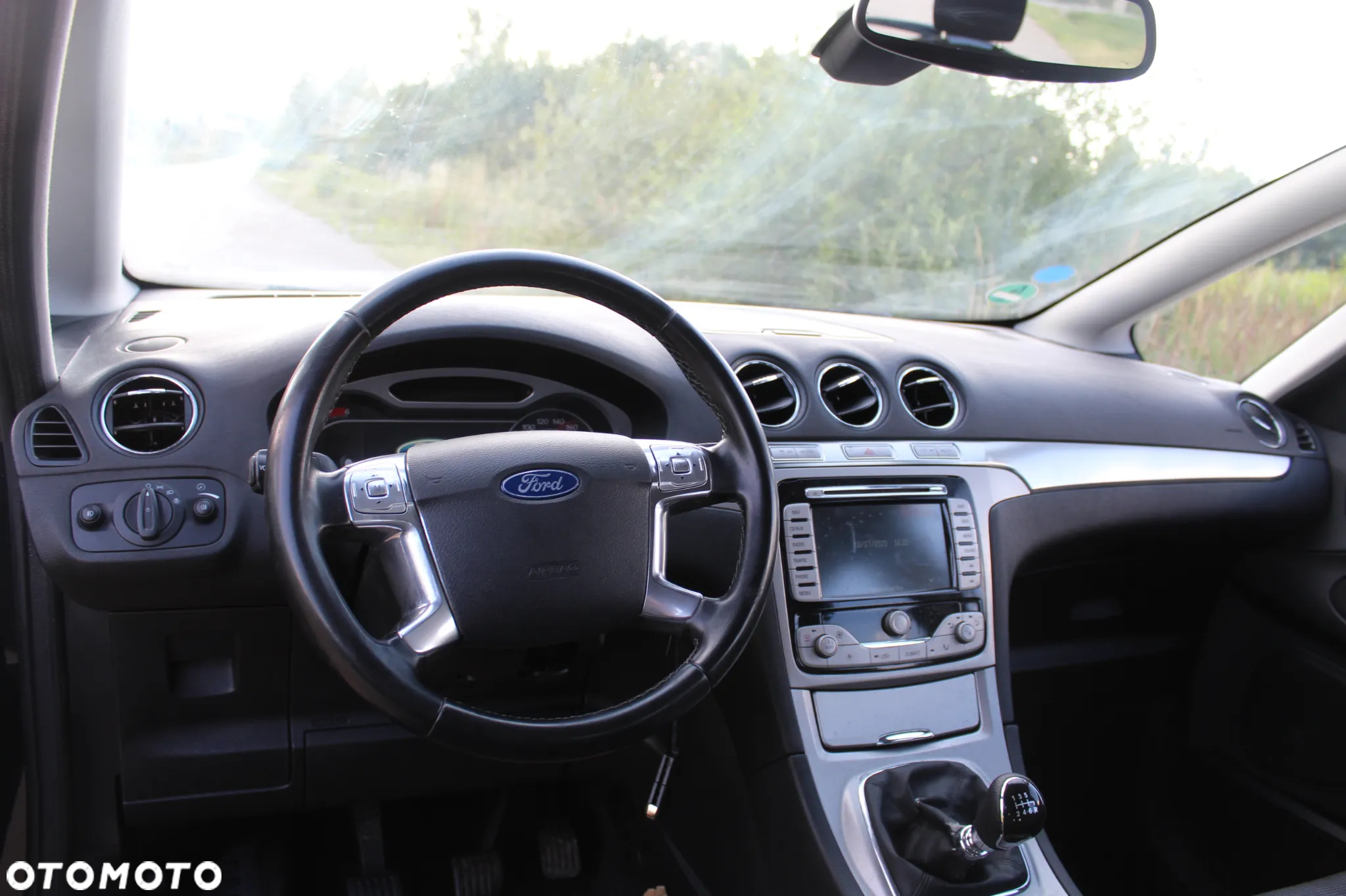 Ford S-Max 2.2 TDCi DPF Titanium - 12