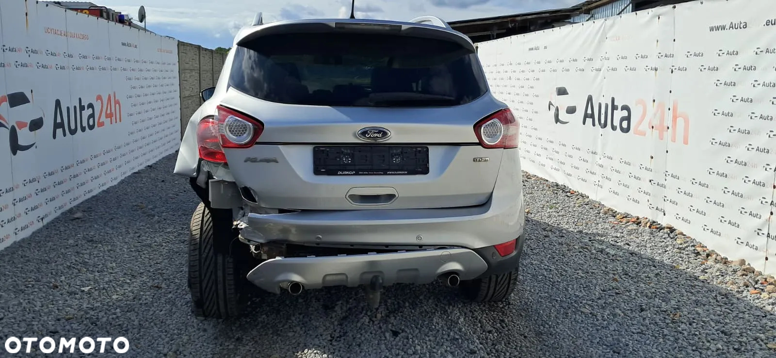 Ford Kuga 2.0 TDCi 2x4 Titanium - 6