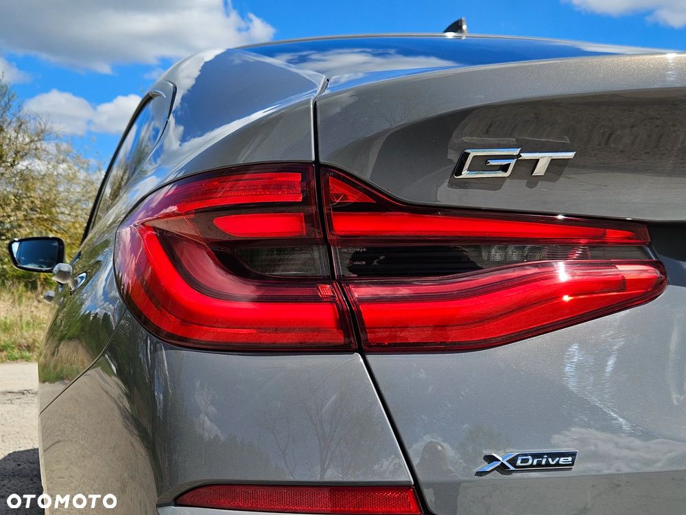 BMW 6GT - 19